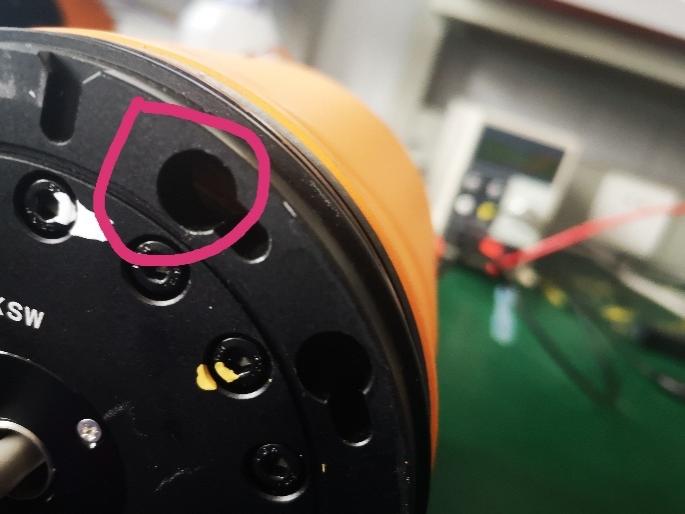 module25_elbow_rotate_to_large_slot.png