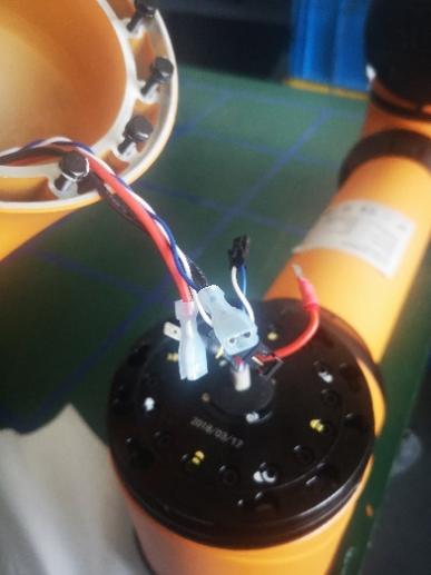 module25_elbow_wire_disconnect_02.png